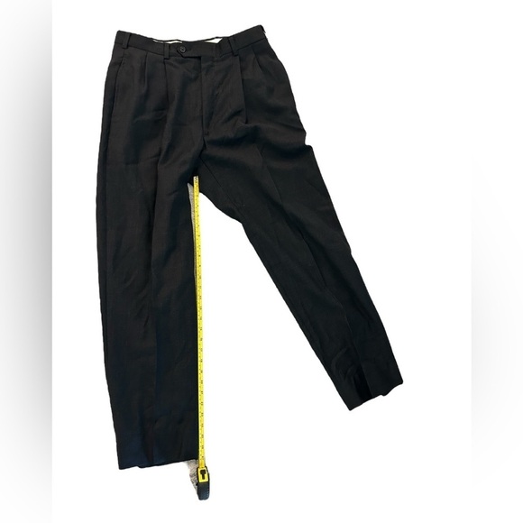 Tommy Hilfiger Wool Suit - Pre-Loved in Excellent Condition - Picture 9 of 12